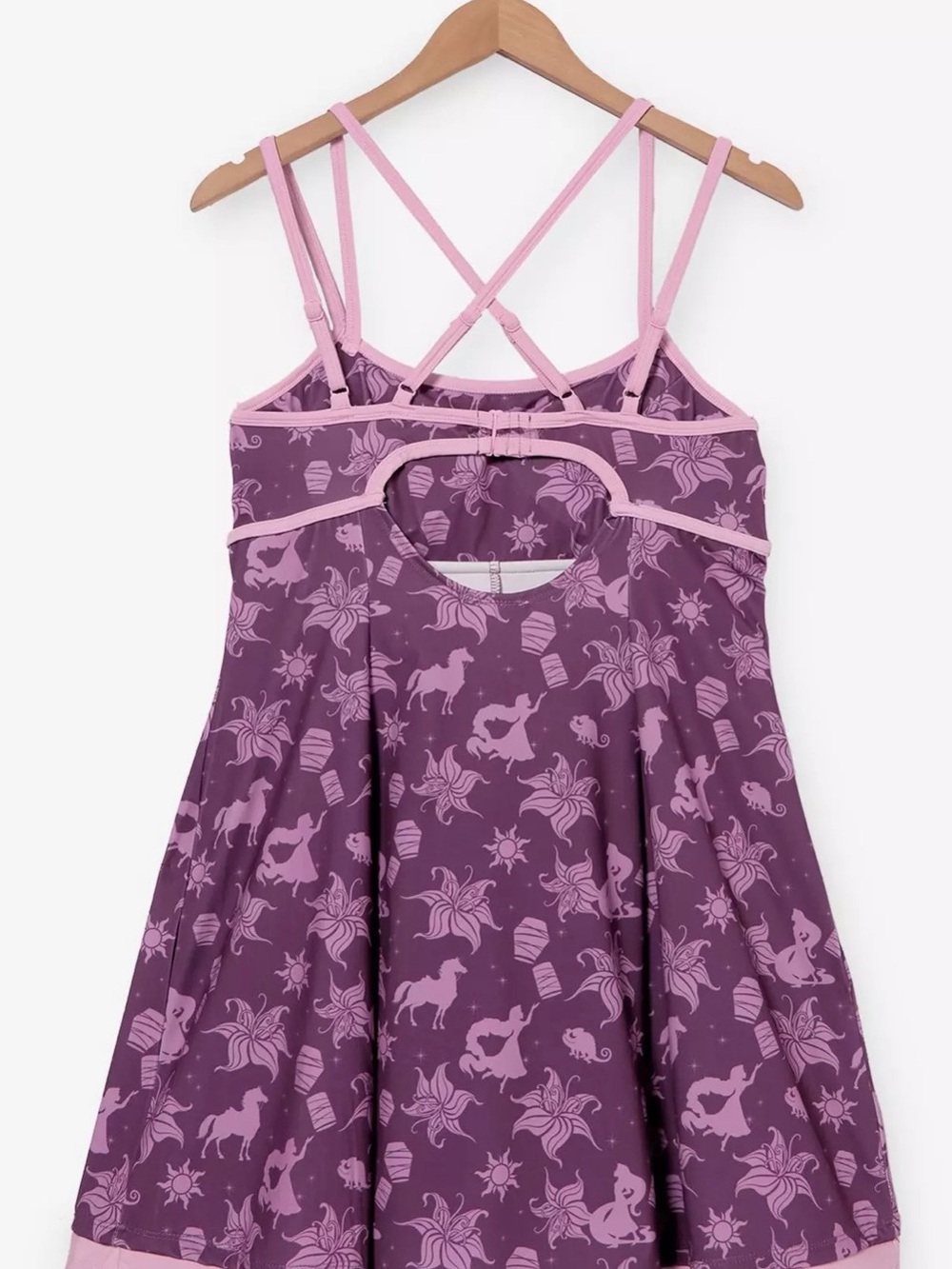 Her universe Rapunzel active dress. - Picture 2 of 6